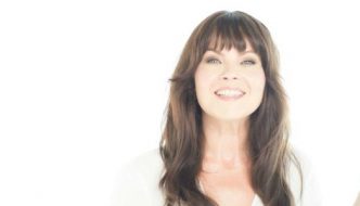 195: Danielle Laporte: Has your self-help become self-criticism?